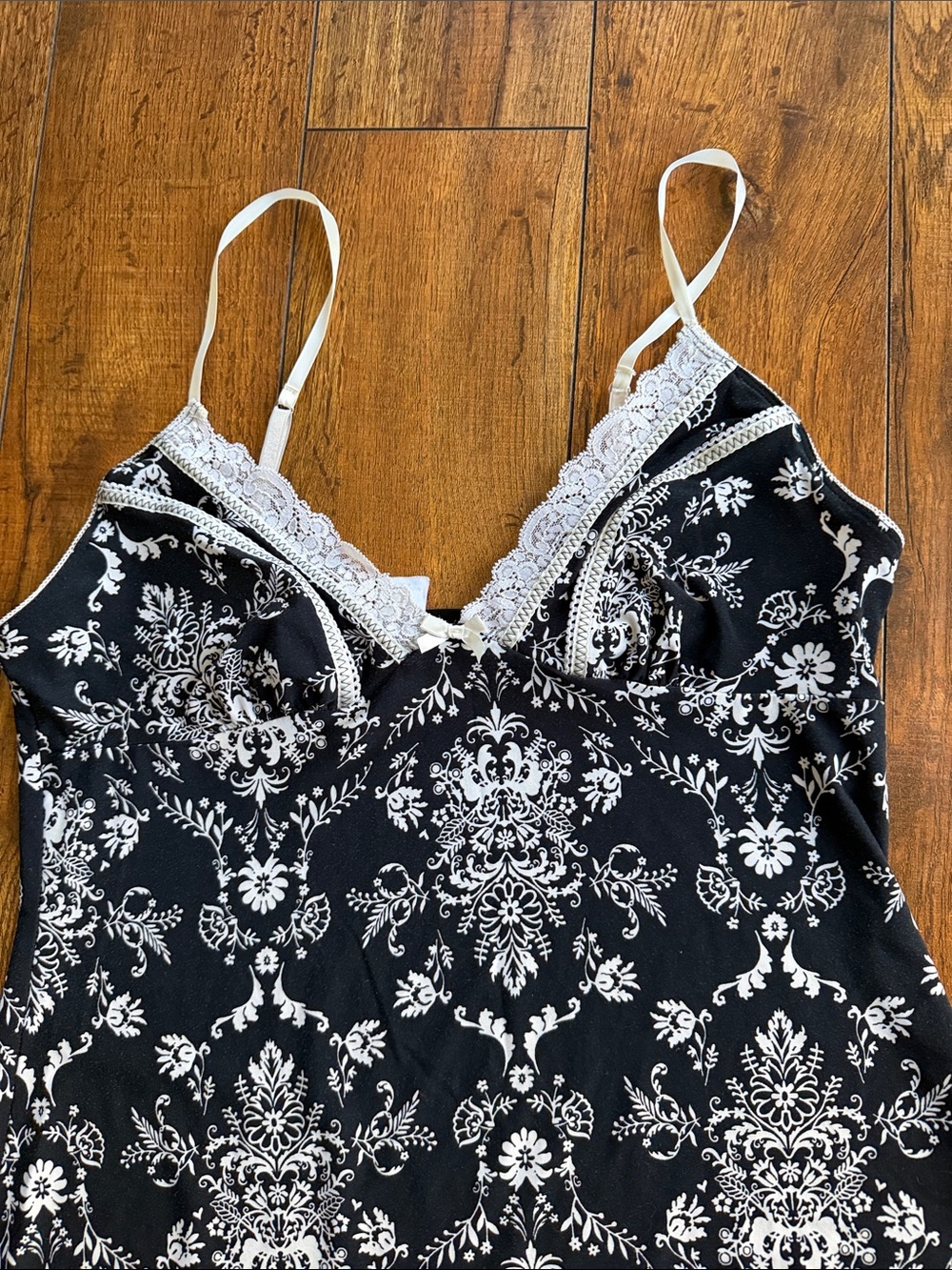 Black & White Lace-Trim Printed Slip - Women Intimates - Picture 2 of 4